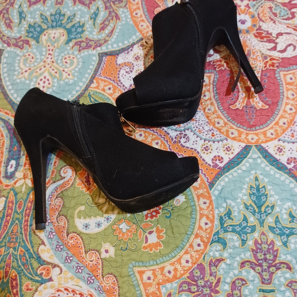 Black and gold peep toe platform booties